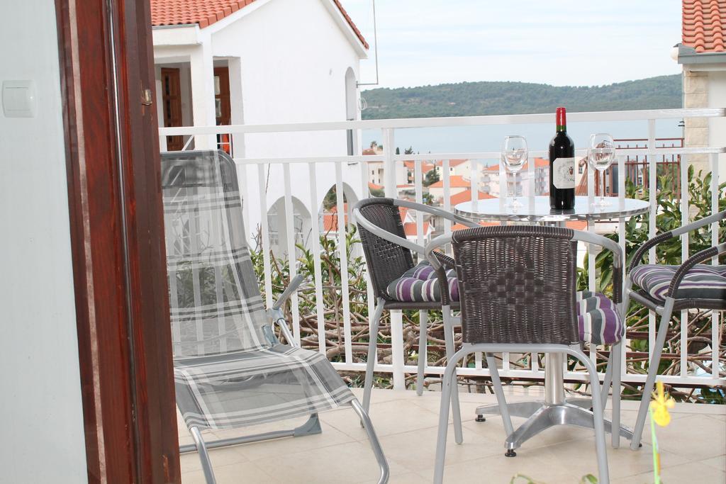 Apartment Mia - Spacious Apartment On 85 M2 With Beautiful Sea View Trogir Pokoj fotografie