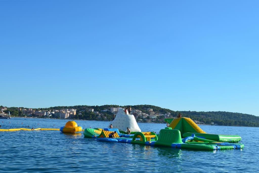 Apartment Mia - Spacious Apartment On 85 M2 With Beautiful Sea View Trogir Exteriér fotografie