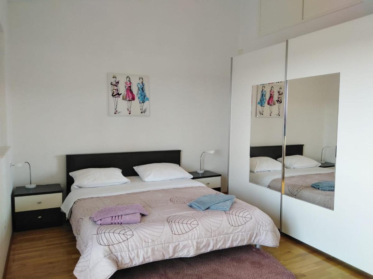 Apartment Mia - Spacious Apartment On 85 M2 With Beautiful Sea View Trogir Exteriér fotografie