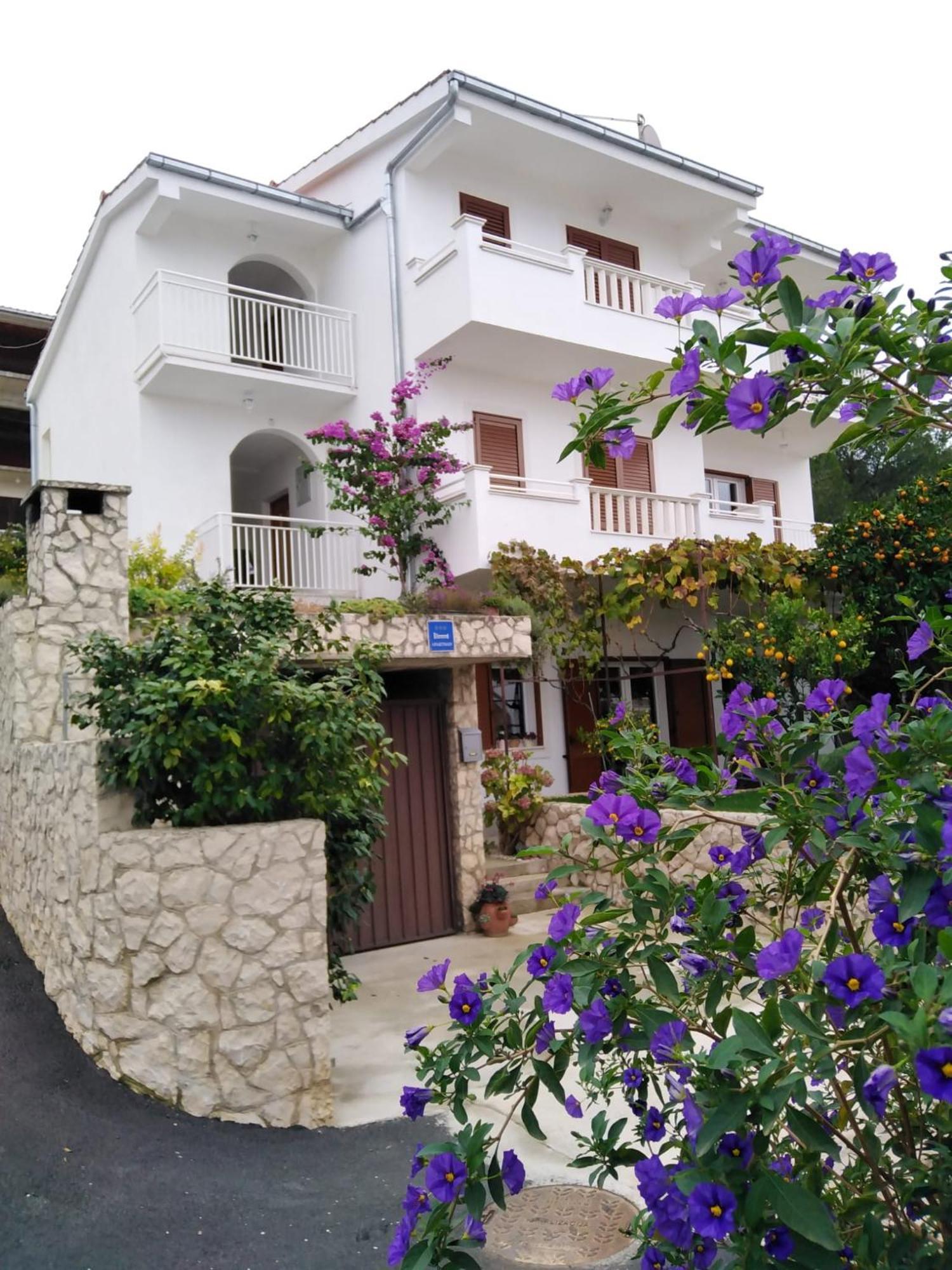 Apartment Mia - Spacious Apartment On 85 M2 With Beautiful Sea View Trogir Exteriér fotografie