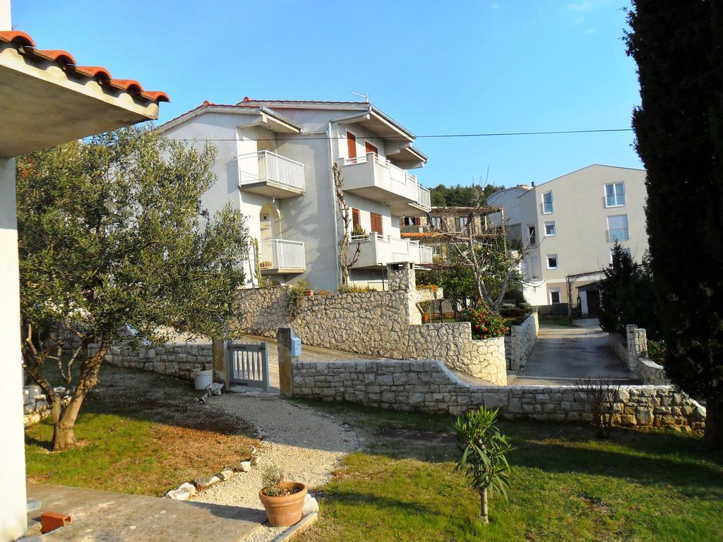 Apartment Mia - Spacious Apartment On 85 M2 With Beautiful Sea View Trogir Exteriér fotografie